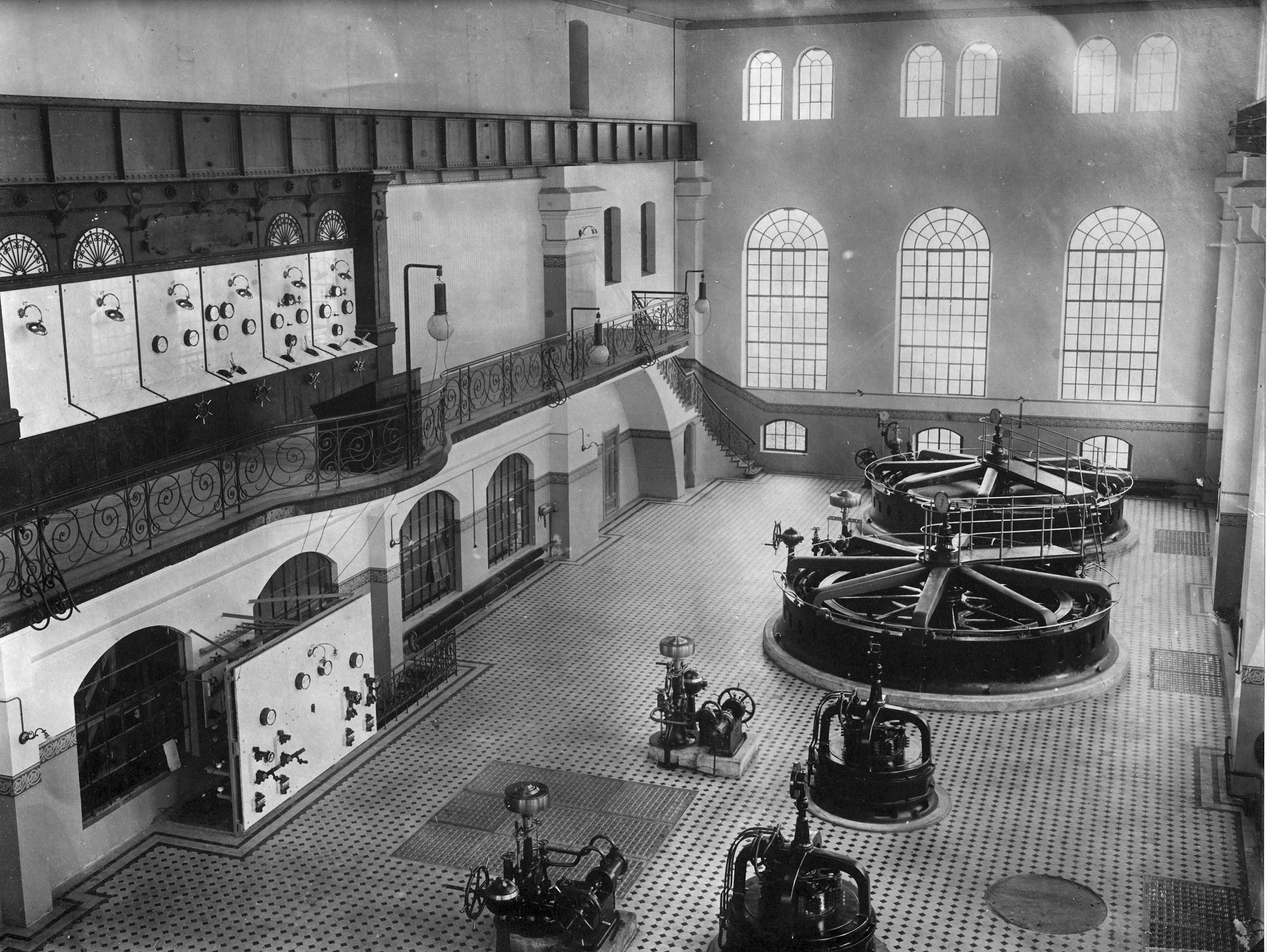 Historisk bilde av vannkraftverk